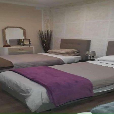 Charming Room In Peaceful Part Of Urban Valeta Msida Buitenkant foto